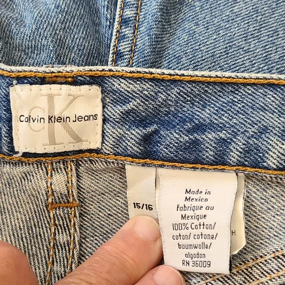 Womens CK Shorts - Picture 3 of 4